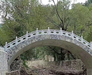 一般在什么地方會用到混凝土仿木欄桿